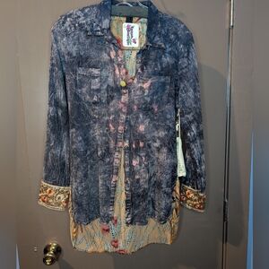 Aratta Acid Wash Mixed Textile Women's Blouse